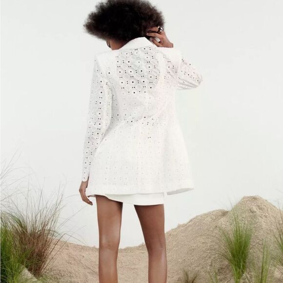 ZARA White PERFORATED EMBROIDERY BLAZER Jacket Size Small Ref. 2989/546 - Picture 3 of 7